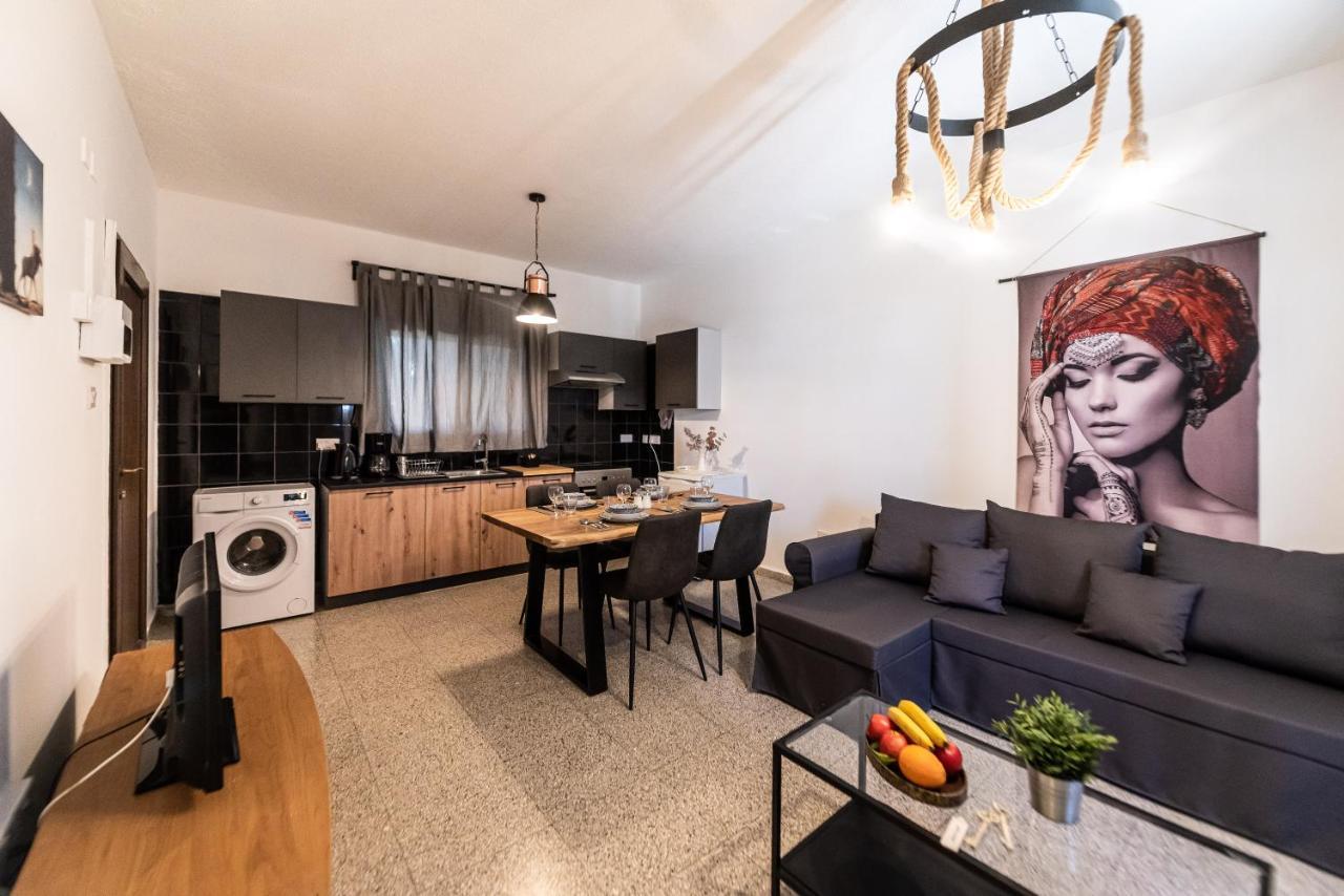 Serenityone - Centrally Located One Bedroom Apt Ajía Nápa Eksteriør bilde