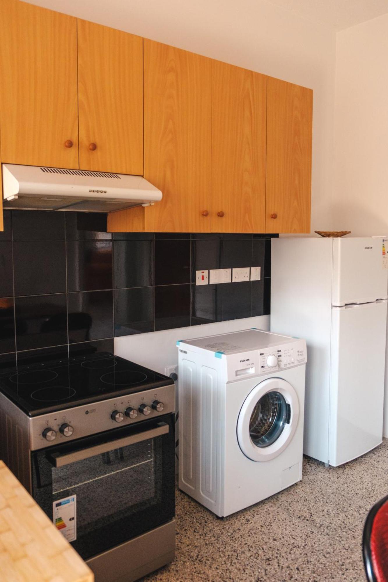 Serenityone - Centrally Located One Bedroom Apt Ajía Nápa Eksteriør bilde